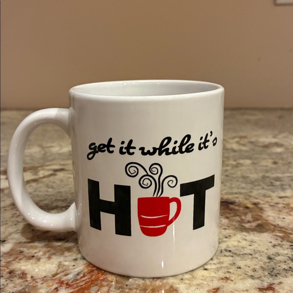 NWT- Royal Norfolk Greenbrier International 
MUG/TASSE - 12 oz